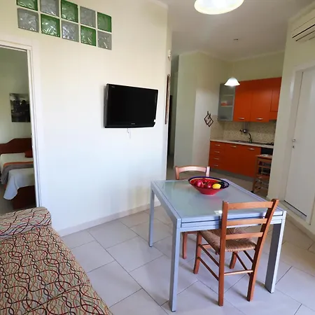 Casa Lucia A 4 Posti Apartamento *