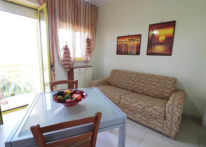 Casa Lucia A 4 Posti Daire *